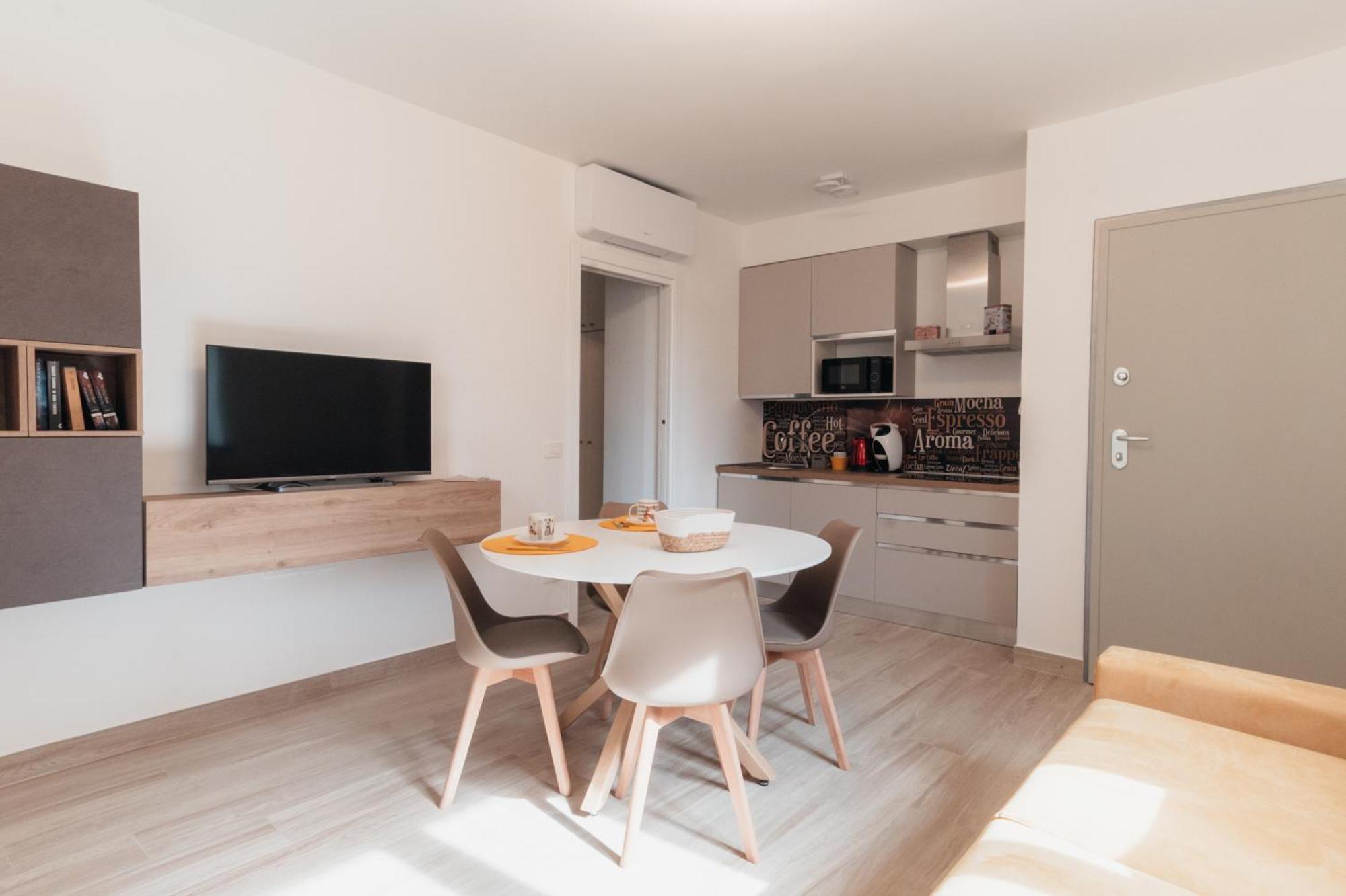 Via Roma 34 Apartment กัสติลโยเน เดล ลาโก ภายนอก รูปภาพ